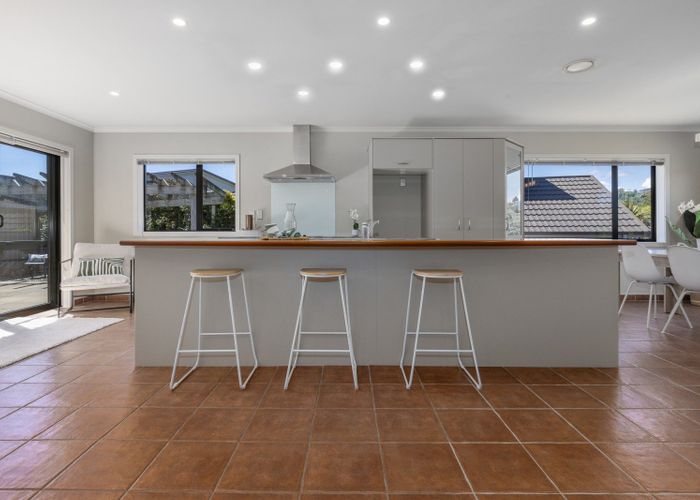  at 6 Aotea Drive, Aotea, Porirua, Wellington