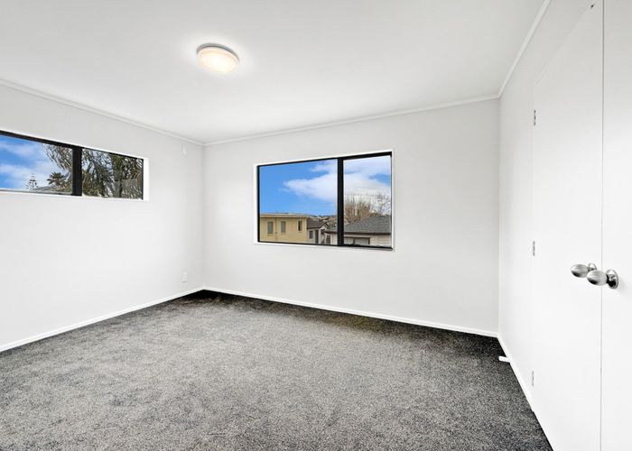  at 2/198 New Windsor Road, New Windsor, Auckland