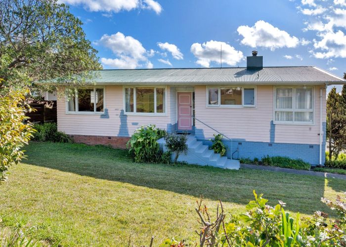  at 129 Cook Street, Howick, Auckland