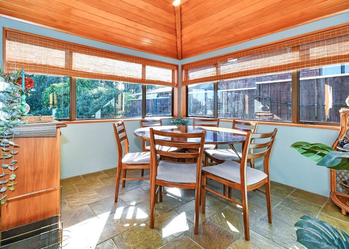  at 8 Lemonwood Place, The Gardens, Auckland