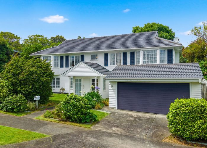  at 14 The Boulevard, Sunnyhills, Manukau City, Auckland