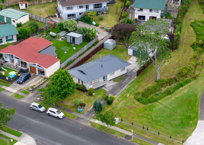  at 27 Caernarvon Street, Dinsdale, Hamilton, Waikato