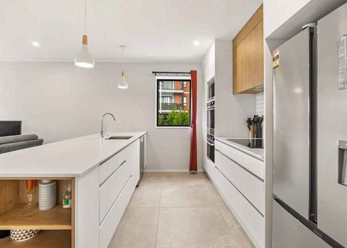  at 1/33 Nugget Avenue, Hobsonville, Waitakere City, Auckland