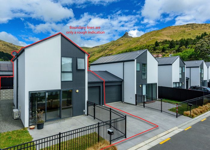  at 16 Wheatsheaf Lane, Heathcote Valley, Christchurch
