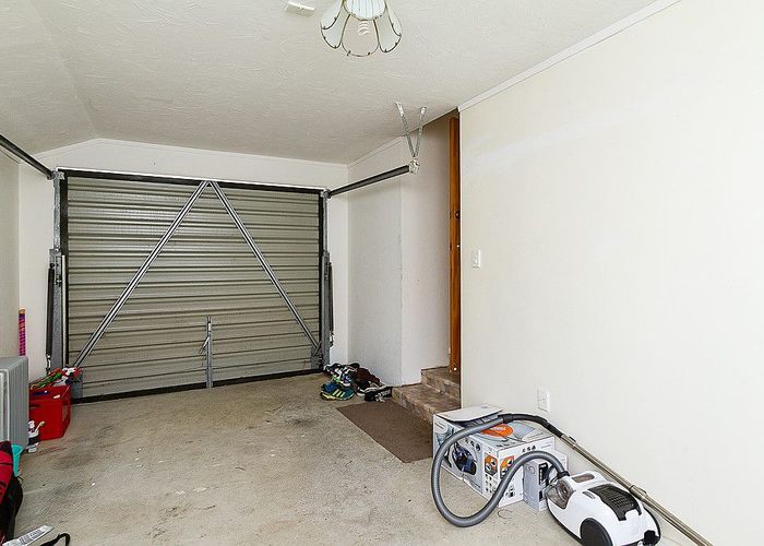  at 2/9 GODLEY ST, Waterloo, Lower Hutt