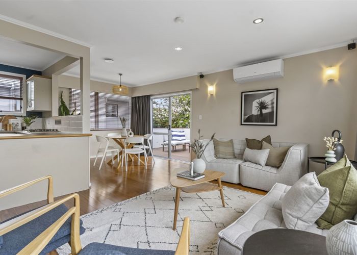  at 22 Bayside Avenue, Te Atatu Peninsula, Auckland