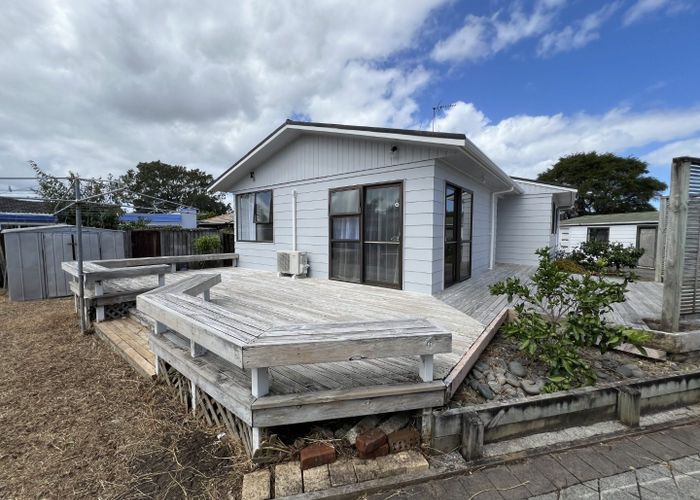  at 9 Lisa Rise, Half Moon Bay, Manukau City, Auckland