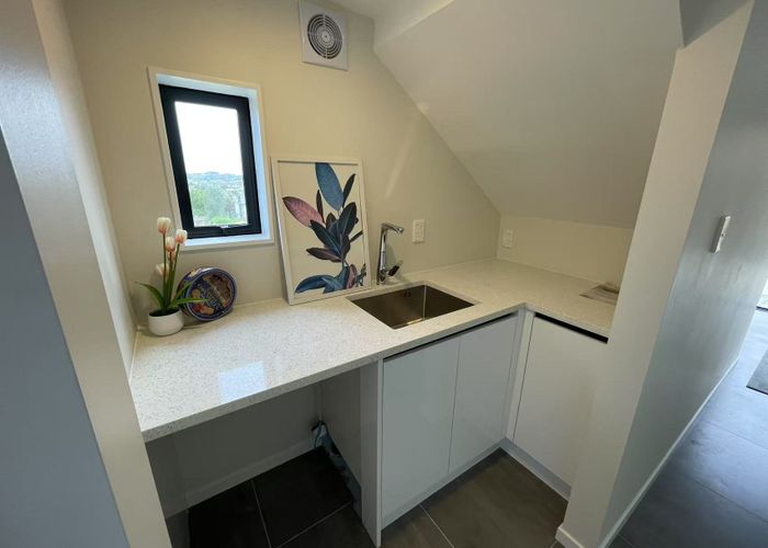  at 6/20 William Souter Street, Forrest Hill, North Shore City, Auckland