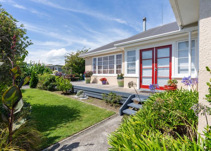 at 1 Huia Street, Foxton Beach, Horowhenua, Manawatu / Whanganui