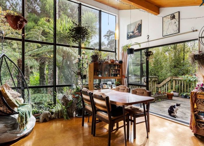  at 20 Napuka Road, Henderson Valley, Auckland
