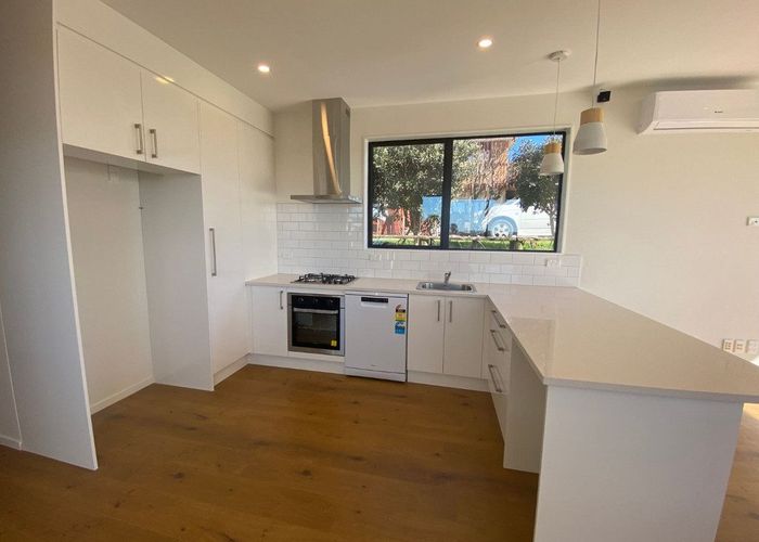  at 17A Ballini Rise, West Harbour, Waitakere City, Auckland