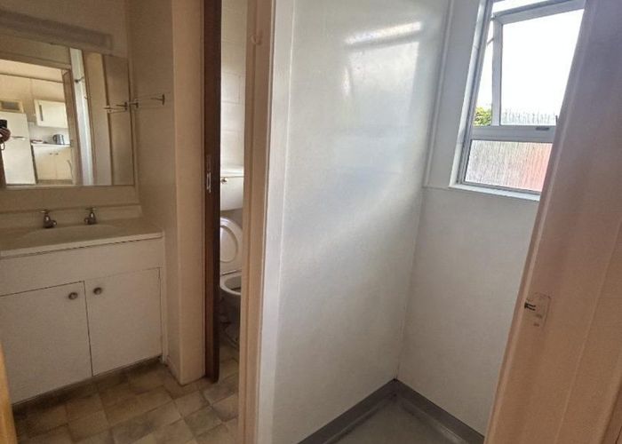  at 2/96 Lyon Street, Kihikihi, Waipa, Waikato