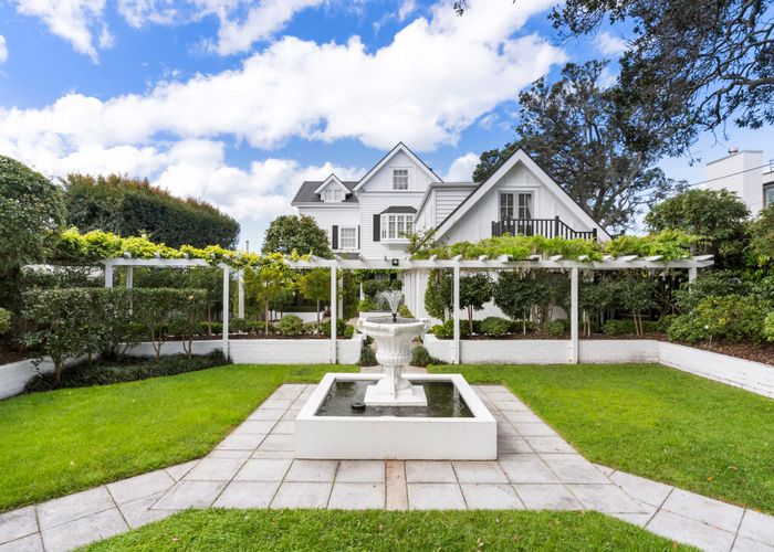  at 11 Kitchener Road, Takapuna, North Shore City, Auckland