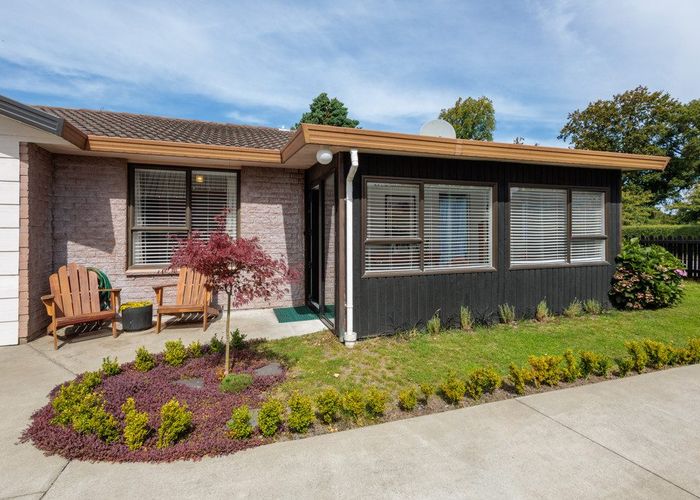  at 1/472 Avonhead Road, Avonhead, Christchurch City, Canterbury