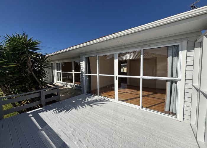  at 16 Hikurangi Street, Te Atatu Peninsula, Waitakere City, Auckland