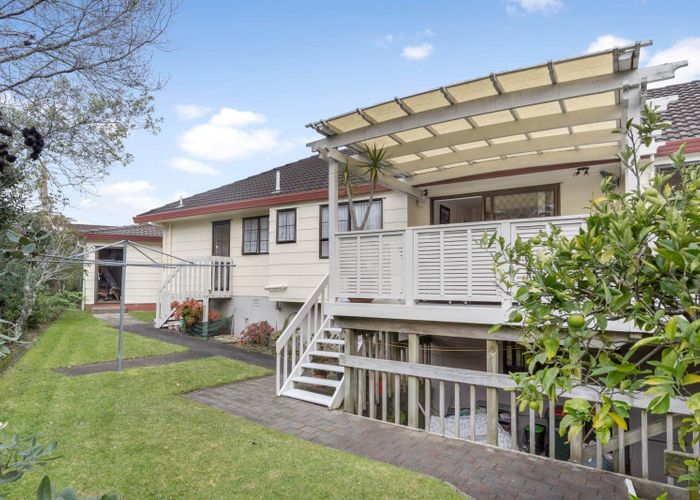  at 27 Centorian Drive, Windsor Park, North Shore City, Auckland