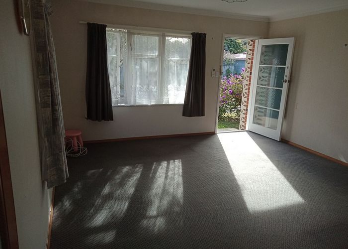  at 4/64 Gibbons Street, Ebdentown, Upper Hutt, Wellington
