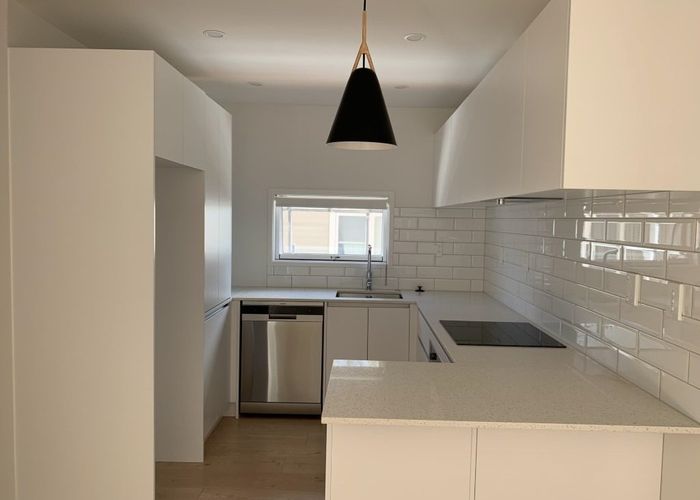  at 3/18 Lyttelton Ave, Forrest Hill, North Shore City, Auckland