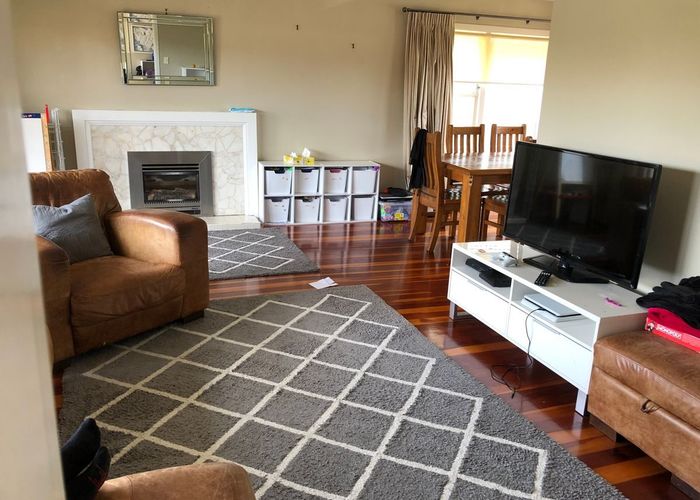  at 7 Angelo Avenue, Howick, Manukau City, Auckland
