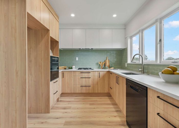  at 17 Lancaster Road, Beach Haven, North Shore City, Auckland