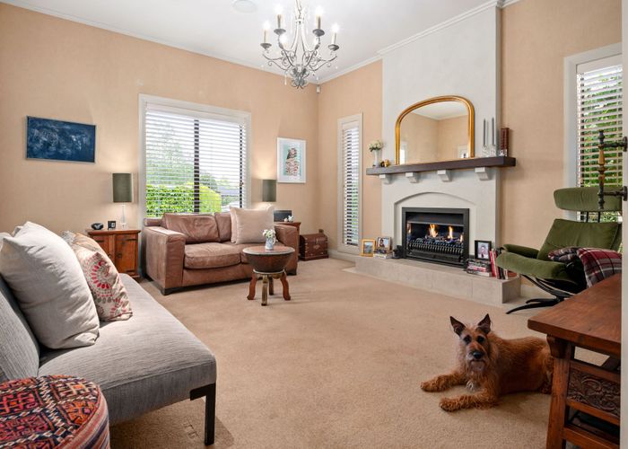  at 35 The Esplanade, Huntington, Hamilton, Waikato