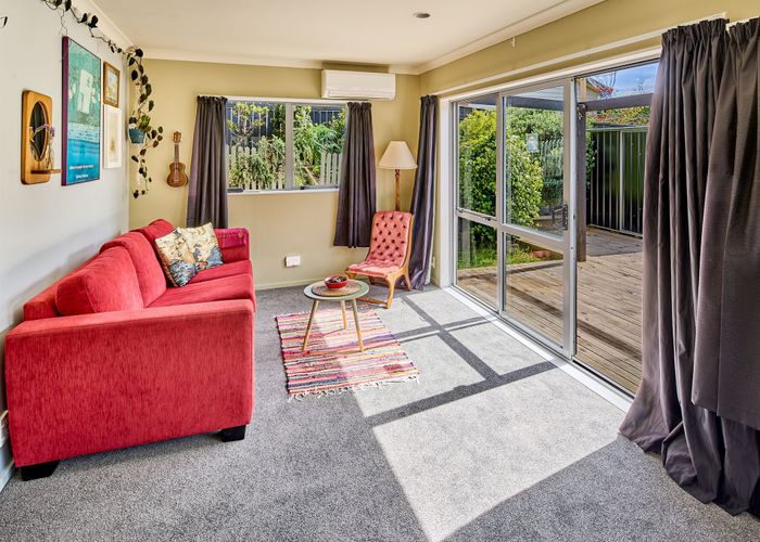  at 10 Pohutukawa Grove, Titahi Bay, Porirua, Wellington