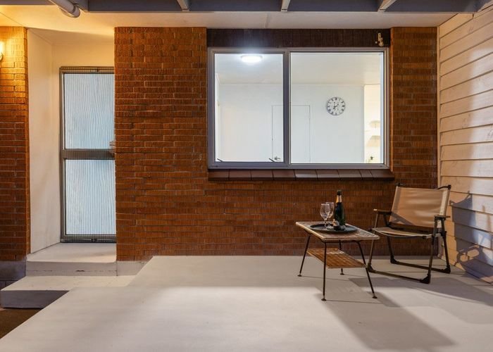  at 1&2/110 Celtic Crescent, Ellerslie, Auckland City, Auckland