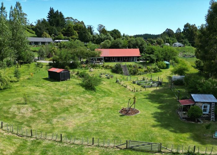  at 4/142 Mapara Road, Acacia Bay, Taupo