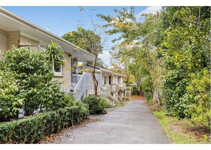  at 4/10 Marsden Avenue, Balmoral, Auckland