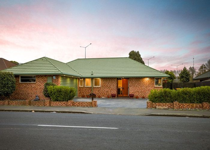  at 3 Farquhars Road, Redwood, Christchurch
