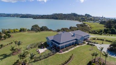  at 469 Hihi Road, Mangonui