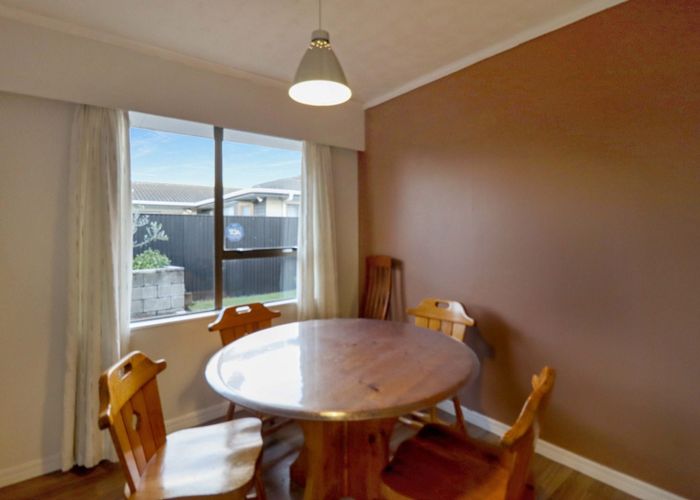  at 2/45 Whites Line West, Waiwhetu, Lower Hutt, Wellington