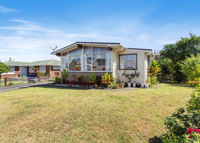  at 14 Winsford Street, Manurewa, Auckland
