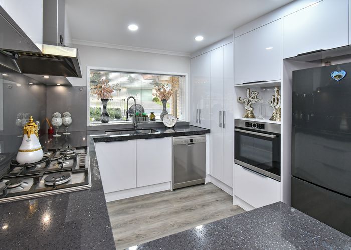  at 5 Crossandra Drive, Mangere, Auckland