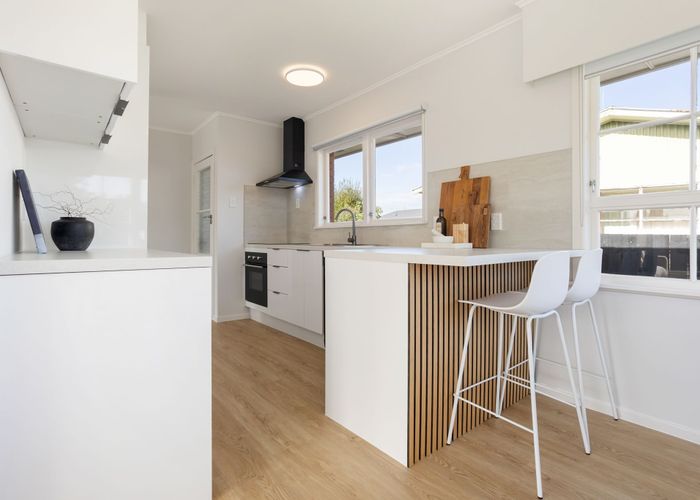  at 2 Bowen Place, Saint Andrews, Hamilton, Waikato