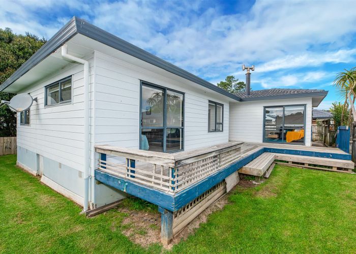  at 106 Glen Road, Ranui, Auckland