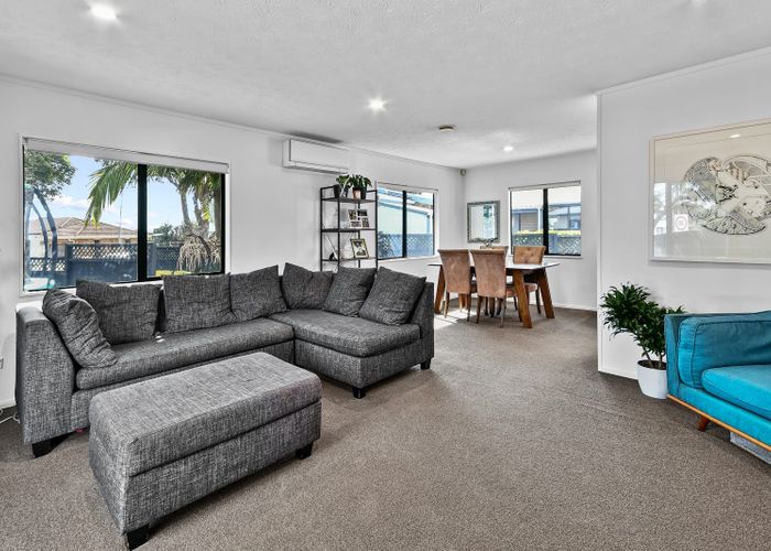  at 18 Hadley Wood Drive, Wattle Downs, Manukau City, Auckland