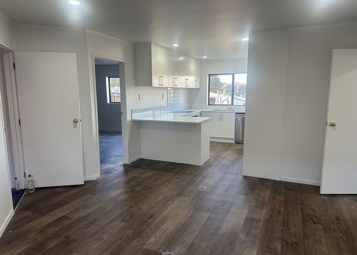  at 155 Botany Road, Botany Downs, Manukau City, Auckland