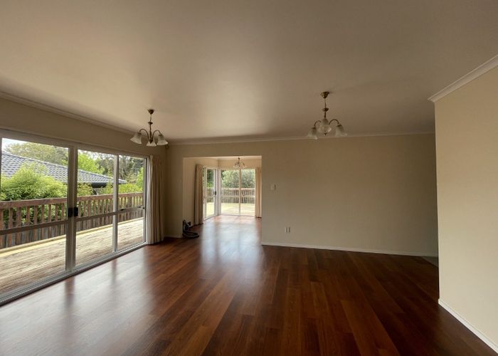  at 16 Amherst Place, Albany, North Shore City, Auckland