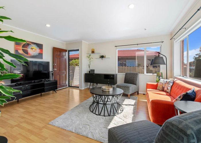 at 1 Midvale Place, Burswood, Manukau City, Auckland