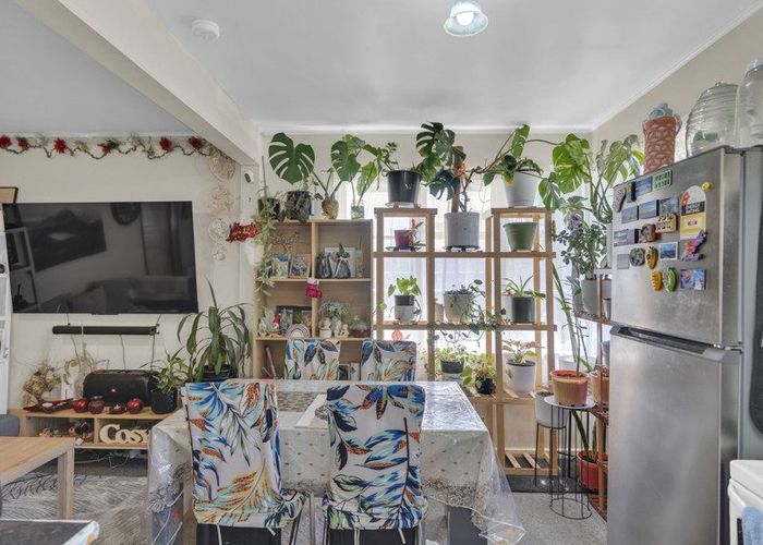  at 18 Ballantynes Ave, Upper Riccarton, Christchurch City, Canterbury