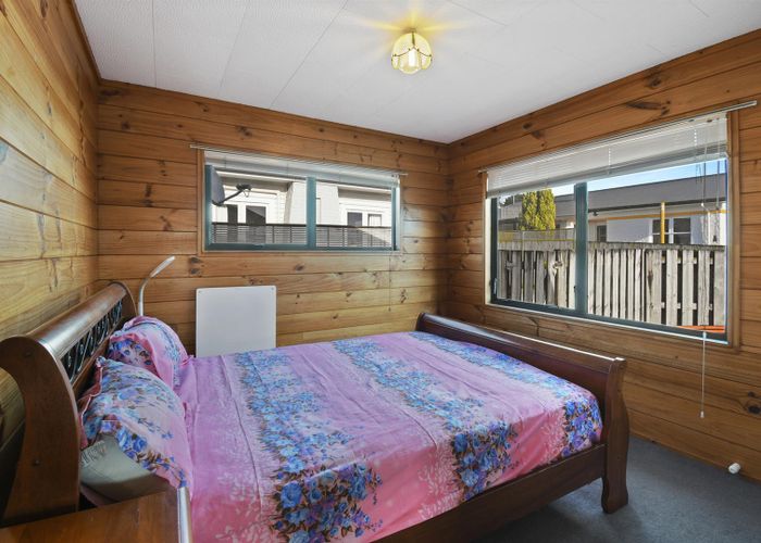  at 18 Jellicoe Road, Manurewa, Auckland