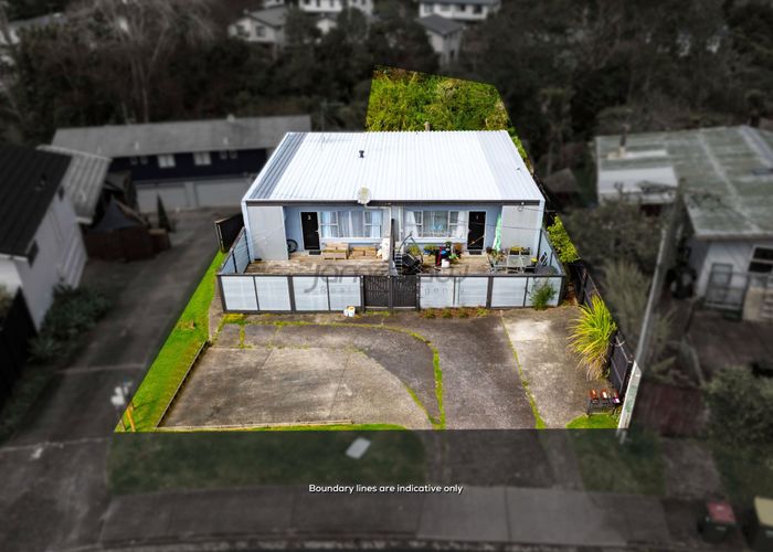  at 44 Chippendale Crescent, Birkdale, North Shore City, Auckland