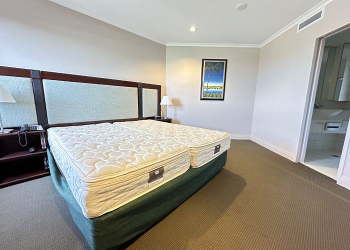  at 9-17 Byron Avenue, Takapuna, North Shore City, Auckland