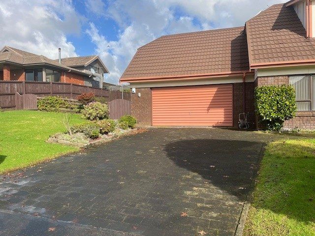  at 1 Kincraig Place, Highland Park, Manukau City, Auckland