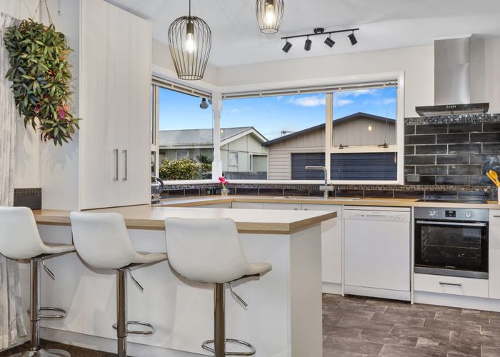  at 12 Palmers Road, New Brighton, Christchurch City, Canterbury