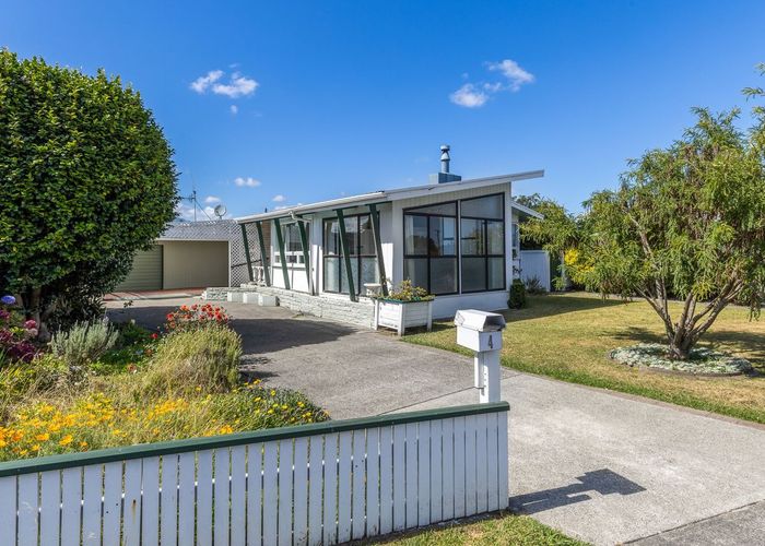  at 4 Glen Street, Levin, Levin