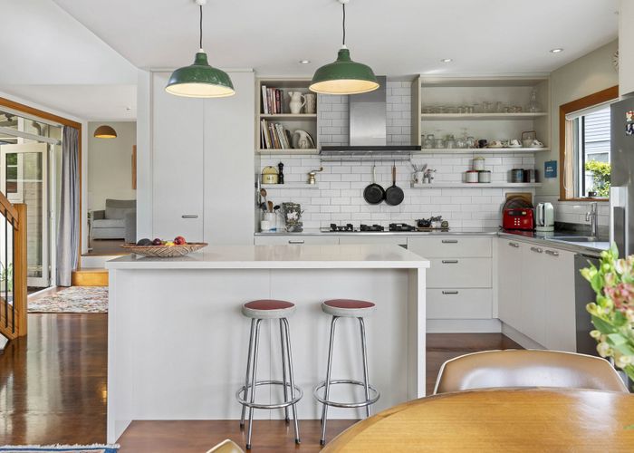  at 7 Kanuka Street, Point Chevalier, Auckland City, Auckland