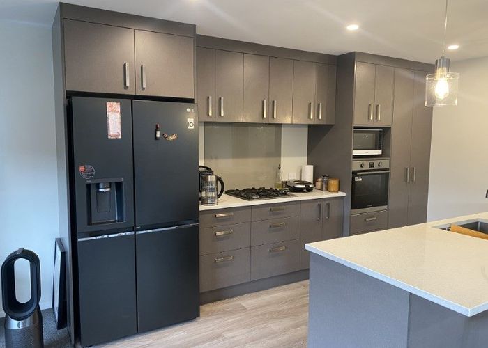  at 21 Thornbury Lane, Upper Hutt, Upper Hutt, Wellington