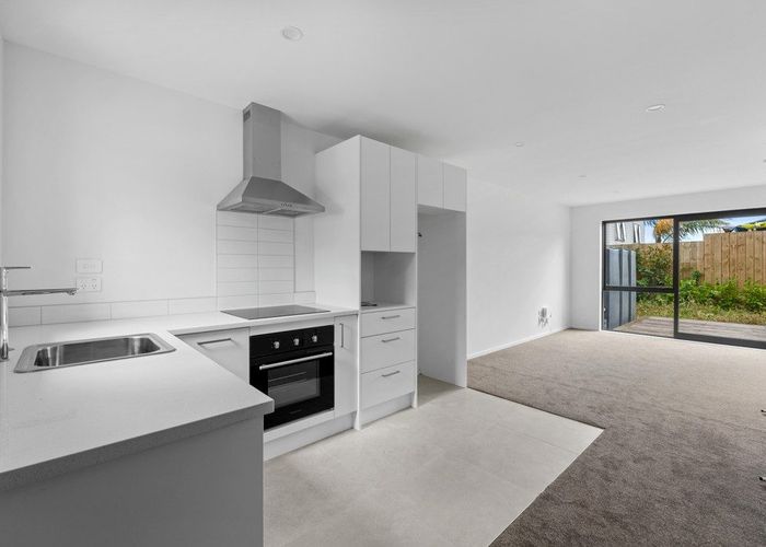  at 39 Raupeti Lane, Henderson, Waitakere City, Auckland